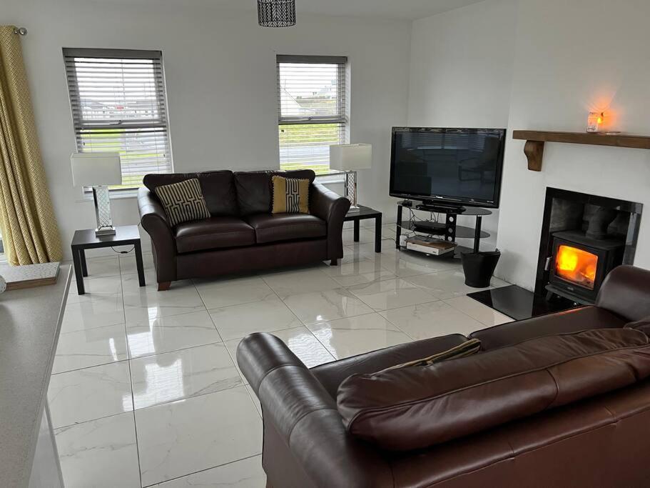 Beach House Donegal Town Екстер'єр фото